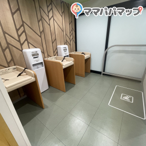 神戸三田プレミアム・アウトレット(1720区 チャオパニック横)の授乳室・おむつ替え台の写真(6枚目)