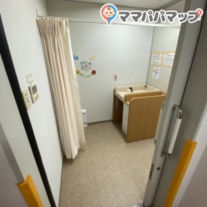 オムツ台、着替え台