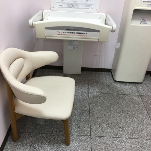 バースディ八戸ニュータウン店(1F)の授乳室・オムツ替え台情報 画像3