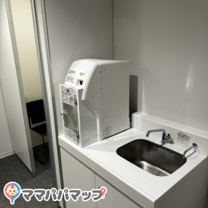 GLION ARENA KOBE 2F(2F)の授乳室・オムツ替え台情報 画像6