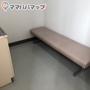 ケーズデンキ 燕三条店(1F)の授乳室・オムツ替え台情報 画像1