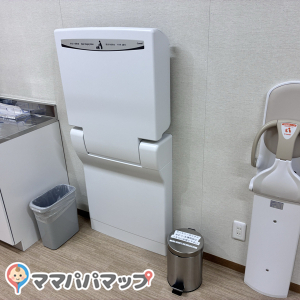 海の森公園管理事務所の授乳室・おむつ替え台の写真(2枚目)