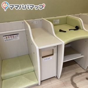 タッチの子供用のオムツ替えスペースも！