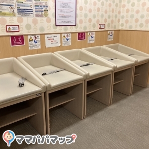 イオンタウン富士南(2F)の授乳室・オムツ替え台情報 画像3