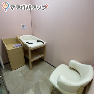 ㈱SUBARU 本社(1F)の授乳室・オムツ替え台情報 画像1