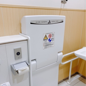 くすりの福太郎　東松戸店(1F)のオムツ替え台情報 画像3