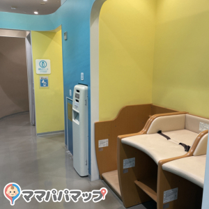 アトレ川崎(5階 )の授乳室・おむつ替え台の写真(2枚目)