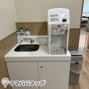アピタ蒲郡店(2F)の授乳室・オムツ替え台情報 画像8
