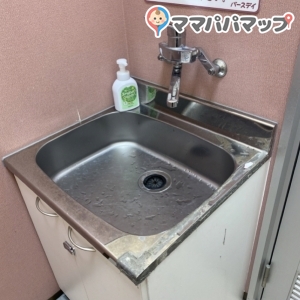 バースデイ行橋店の授乳室・オムツ替え台情報 画像6