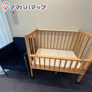 赤穂市立図書館(1F)の授乳室・おむつ替え台の写真(3枚目)