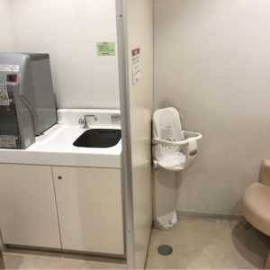 御徒町吉池本店ビル(8F)の授乳室・オムツ替え台情報 画像14