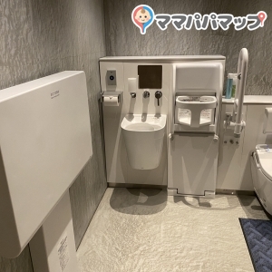 Unir（ウニール） 京都店(1F)のオムツ替え台情報 画像1