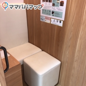 入口から見た感じです。