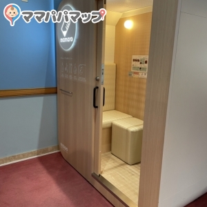 3階にも個室の授乳・離乳食スペースがあります。