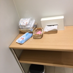 トヨタカローラ新大阪株式会社　名神茨木店(1F)の授乳室・オムツ替え台情報 画像1