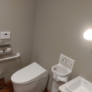 ファミリア 代官山店(2階)の授乳室・オムツ替え台情報 画像8