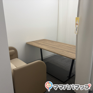 港区子ども・子育てプラザ(5F)の授乳室・オムツ替え台情報 画像1