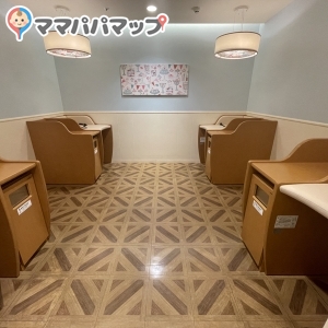 オムツ交換台は4つ