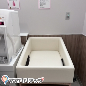 イオンスタイル横浜高田 ベビールーム(2F)の授乳室・オムツ替え台情報 画像4