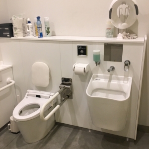 東京ミステリーサーカス(2F)のオムツ替え台情報 画像4