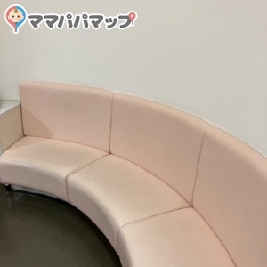 イオン盛岡店(1F)の授乳室・おむつ替え台の写真(3枚目)