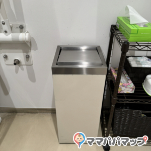 トヨタモビリティ東京 三鷹野崎北店(1F)の授乳室・おむつ替え台の写真(1枚目)