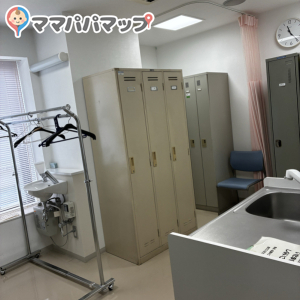 葛飾区保健所3F(3F)の授乳室・おむつ替え台の写真(1枚目)