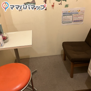 埼玉県立近代美術館(1F)の授乳室・おむつ替え台の写真(3枚目)