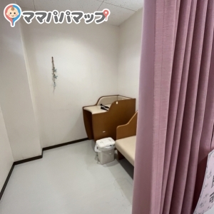 オートバックス ニューマチナト(2F)の授乳室・おむつ替え台の写真(2枚目)