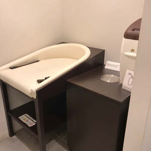 湘南T-SITE(1F)の授乳室・オムツ替え台情報 画像18