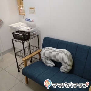 コープみやざき 宮脇店(1F)の授乳室・おむつ替え台の写真(3枚目)