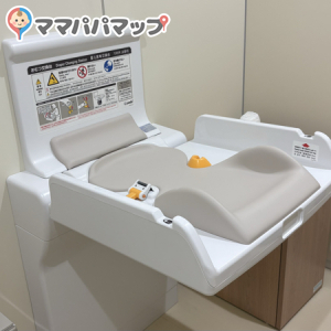 小山市大谷市民交流センター あいとぴあのオムツ替え台情報 画像3