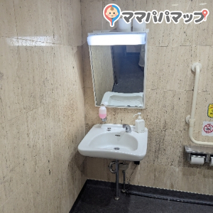 コジマ×ビッグカメラ(1F)のオムツ替え台情報 画像2