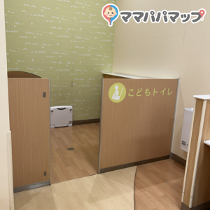 こどもトイレ