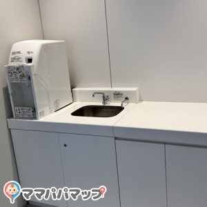 MoN Takanawa(1F)の授乳室・おむつ替え台の写真(6枚目)