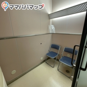 西東京市保谷駅前公民館の授乳室・おむつ替え台の写真(2枚目)