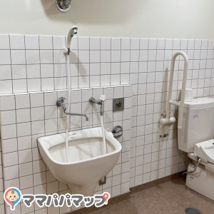 ニトリ 郡山店(2F)の授乳室・おむつ替え台の写真(1枚目)
