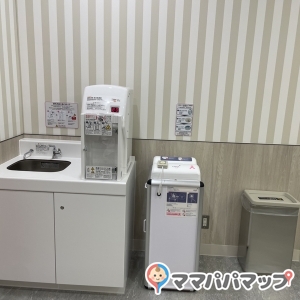 THEOUTLETフードフォレスト(2F)の授乳室・オムツ替え台情報 画像4
