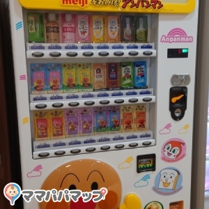 トイレ前自動販売機