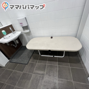 イオンモールつくば(1階  レストラン街東入口そば)の授乳室・オムツ替え台情報 画像3