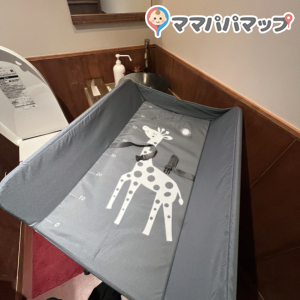 鰻屋 梅鉢のオムツ替え台情報 画像1