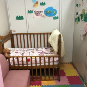 入間市役所 赤ちゃんの駅(1F)の授乳室・オムツ替え台情報 画像3