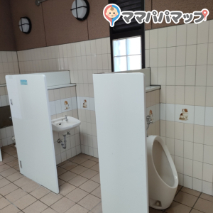 公衆トイレのオムツ替え台情報 画像1