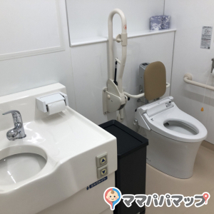 バリアフリートイレ