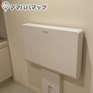 周南市学び交流プラザ(1F)の授乳室・オムツ替え台情報 画像2