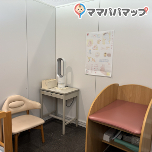 神戸市役所本庁舎(1号館 1階)の授乳室・おむつ替え台の写真(1枚目)
