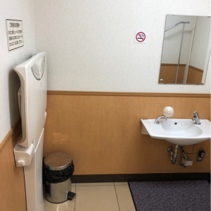 ライフ弁天町店(1F)の授乳室・オムツ替え台情報 画像2