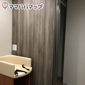 金沢中央観光案内所(1F)の授乳室・オムツ替え台情報 画像2