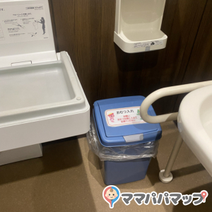 かっぱ寿司越谷レイクタウン店のオムツ替え台情報 画像1