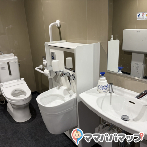 カスミ 赤羽神谷店(1F)のオムツ替え台情報 画像1